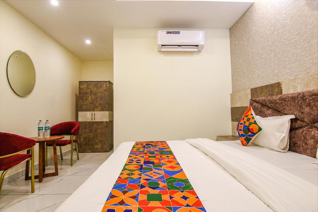 Fabhotel Meridian Inn Mohali Exteriér fotografie