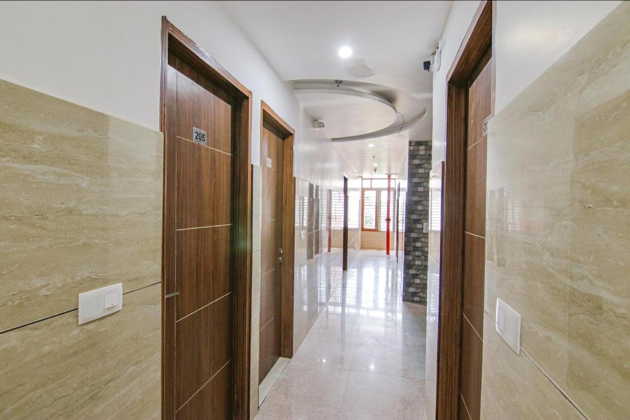 Fabhotel Meridian Inn Mohali Exteriér fotografie