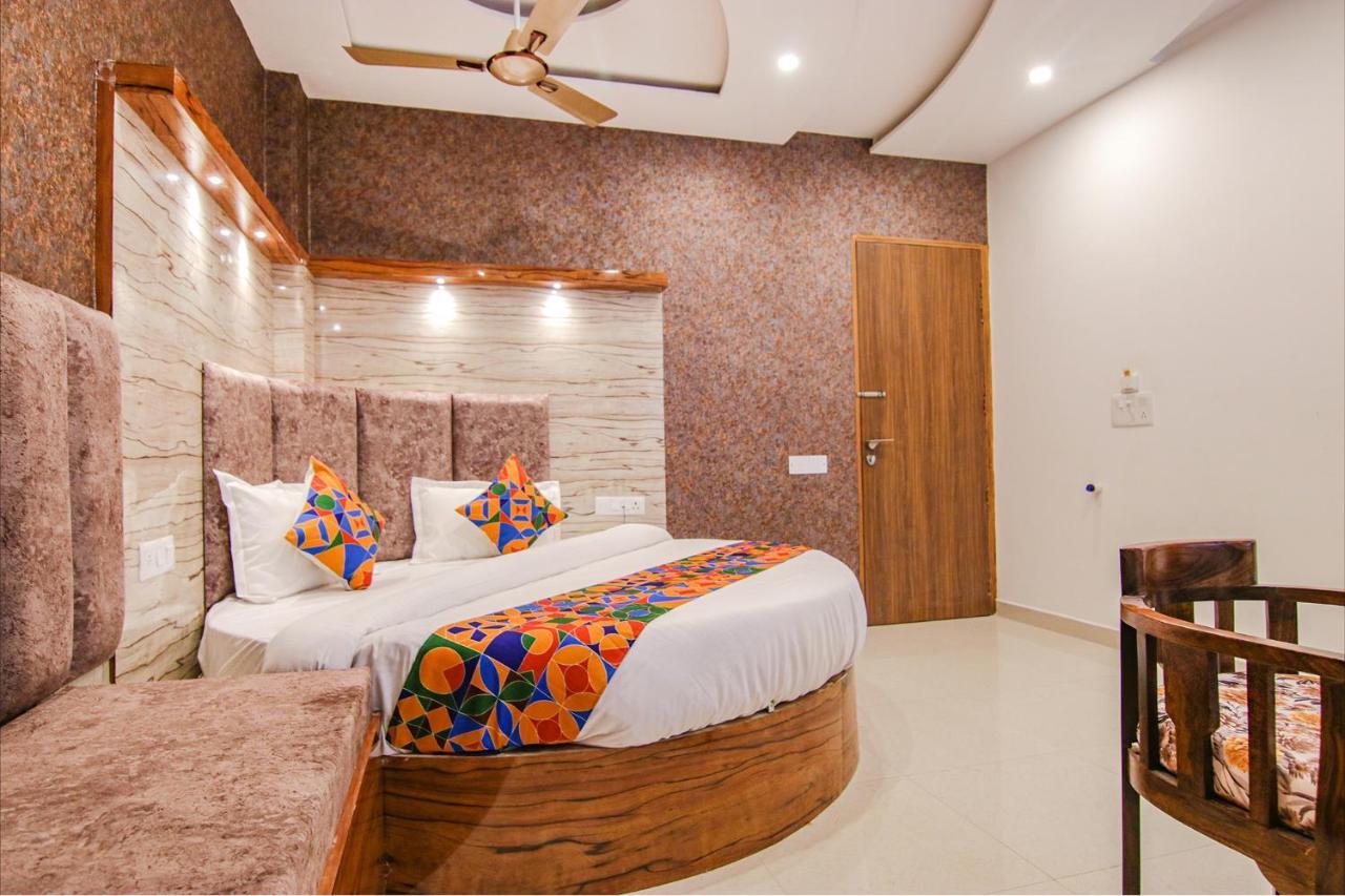 Fabhotel Meridian Inn Mohali Exteriér fotografie