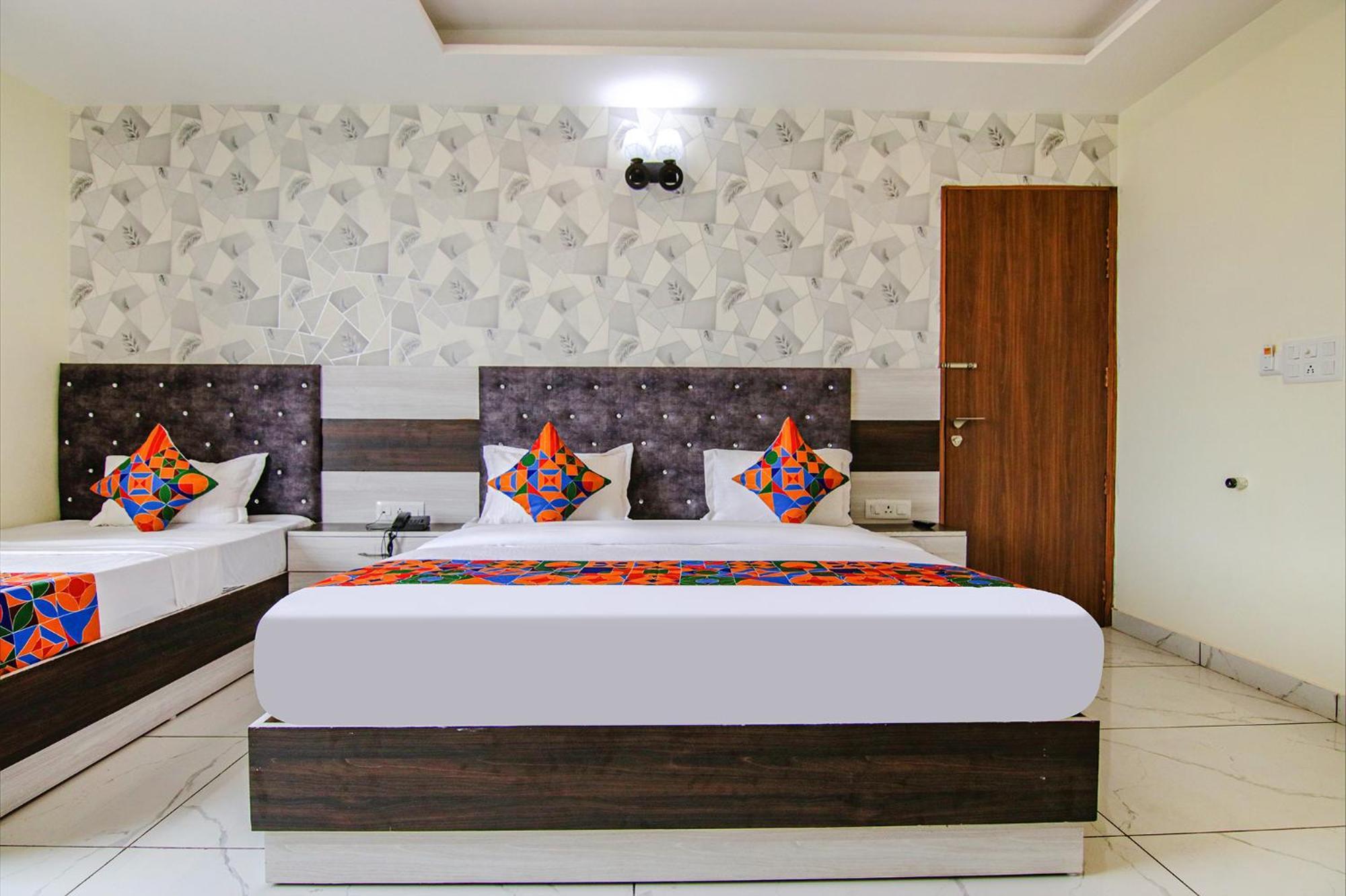 Fabhotel Meridian Inn Mohali Exteriér fotografie