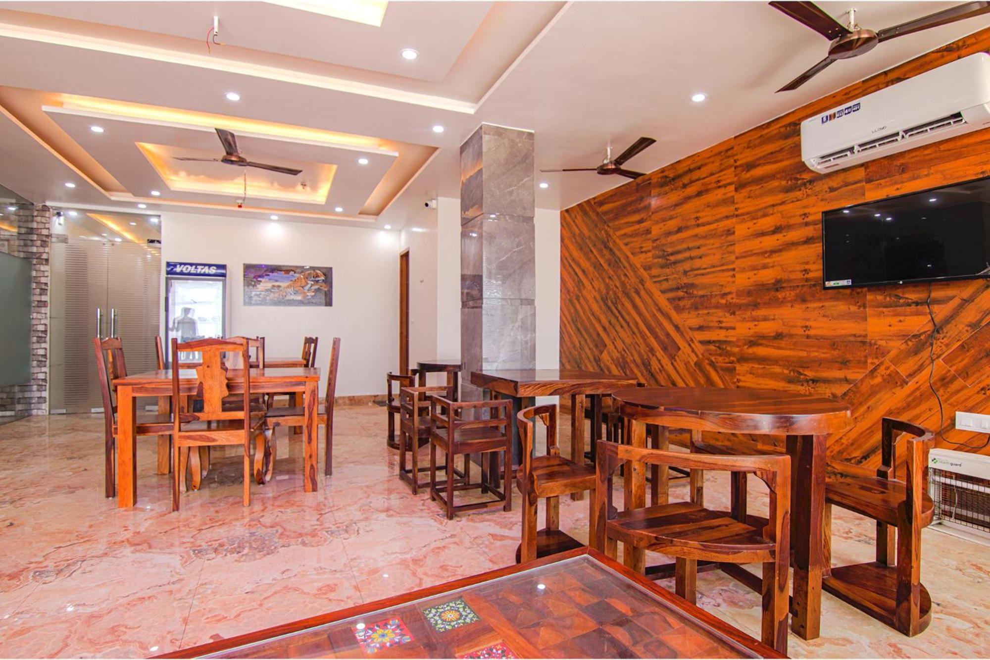 Fabhotel Meridian Inn Mohali Exteriér fotografie