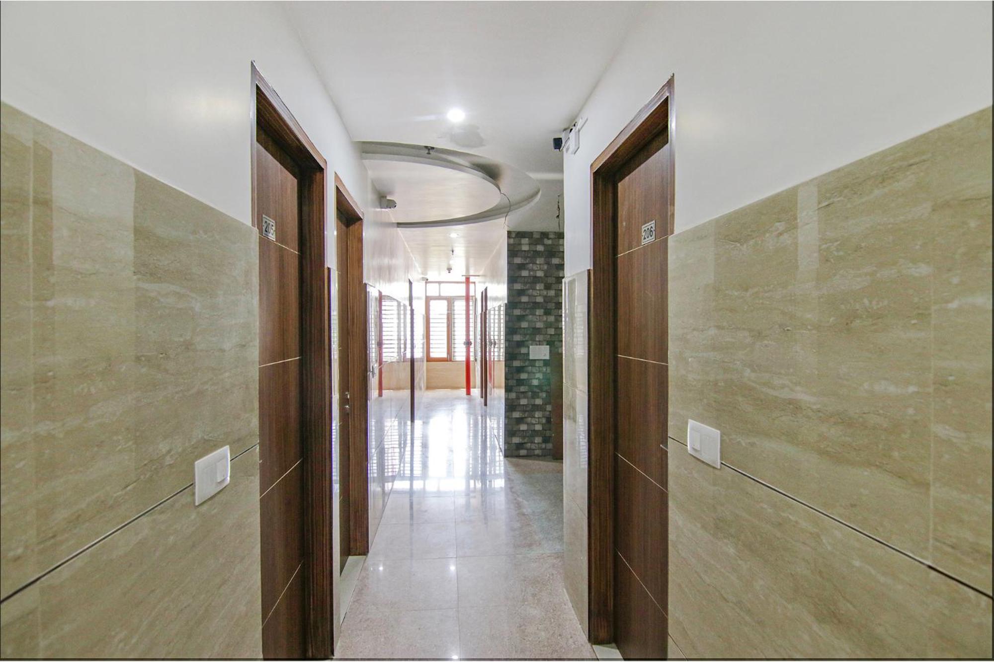 Fabhotel Meridian Inn Mohali Exteriér fotografie